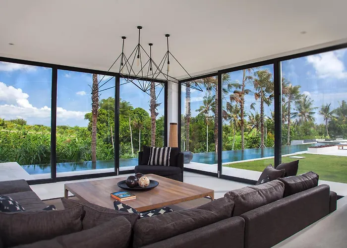 Luxury 5br With Private Pool, Rice Fields View & Nearby - The Palm House Canggu (Bali)