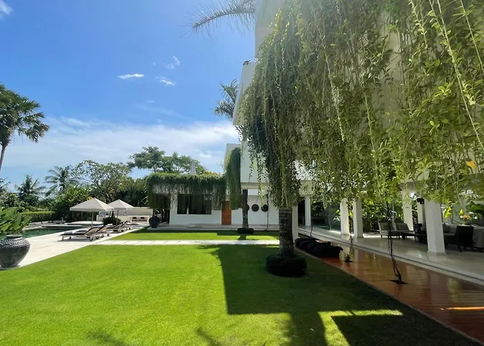 Luxury 5br With Private Pool, Rice Fields View & Nearby - The Palm House Villa Canggu (Bali)